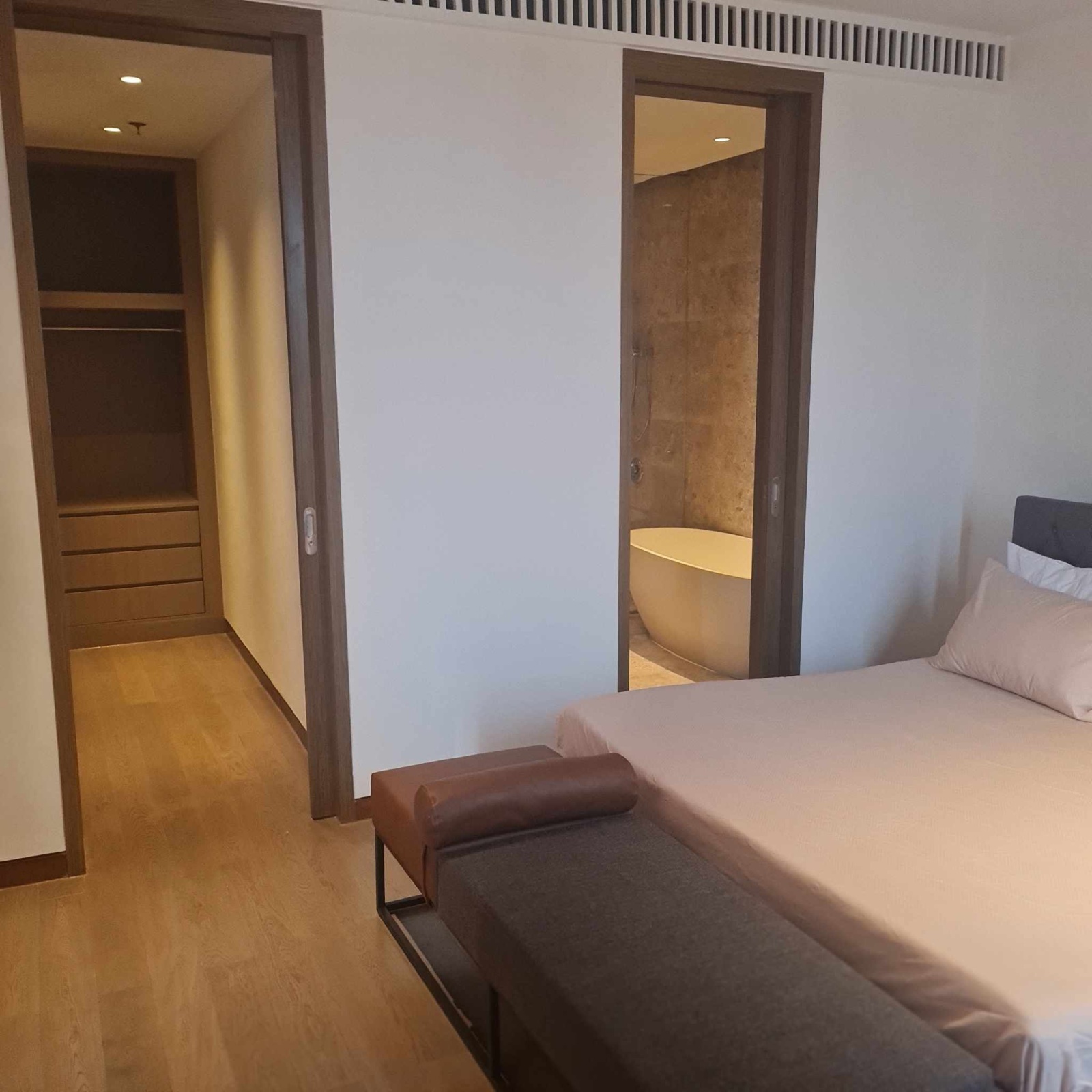 Mactan, Lapu-lapu, Cebu Province, 1 Bedroom Bedrooms, 0 ,0,Condominium,For Sale,0,1031